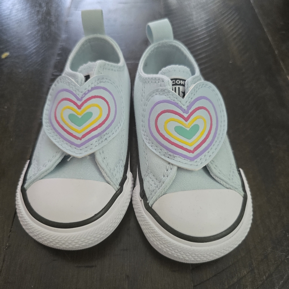 New Toddler Converse Sneakers 4c